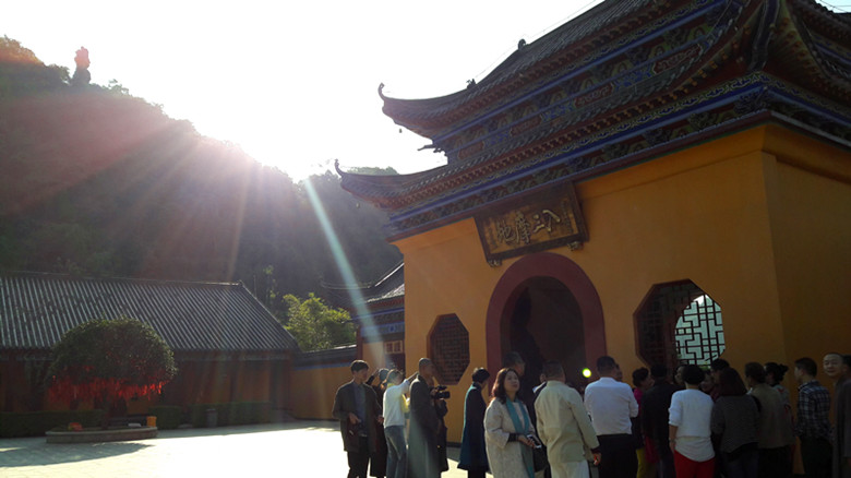20D064~1_副本.jpg