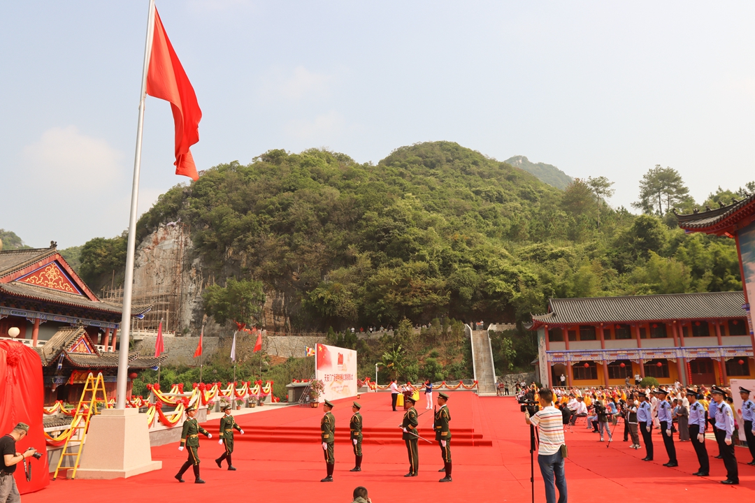 1632965408196652.jpg 607bd2f601e9abe06f8fe921ea04d8a.jpg